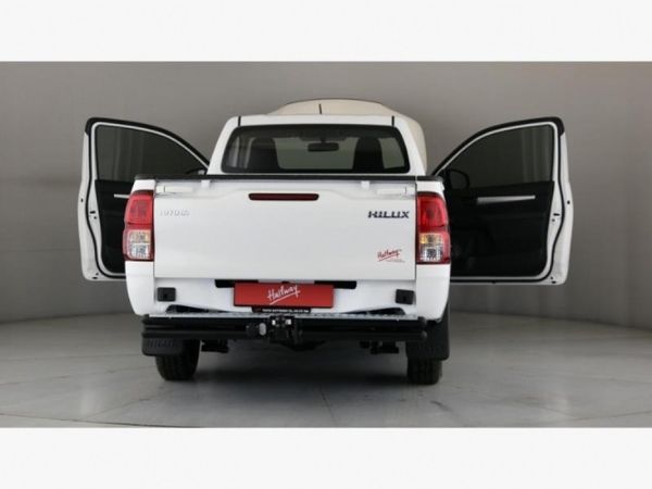2026-Toyota-Hilux-24-GD-Single-Cab image:19