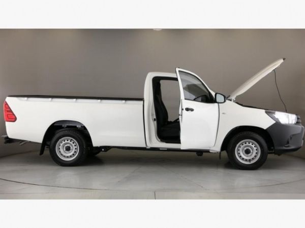2026-Toyota-Hilux-24-GD-Single-Cab image:28