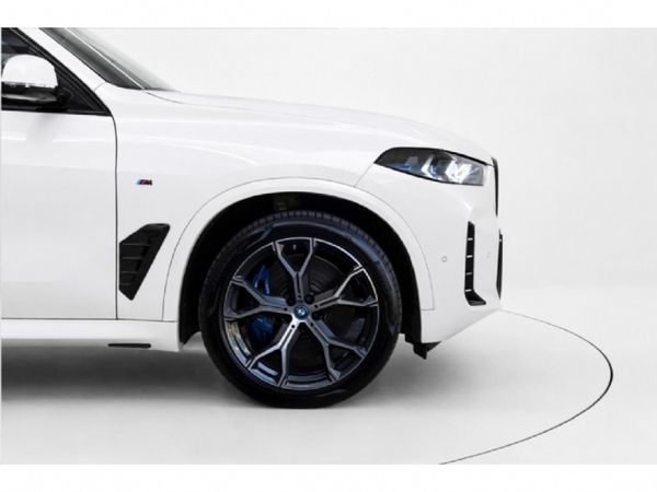 2025-BMW-X5-xDrive50e-M-Sport-Pro image:2