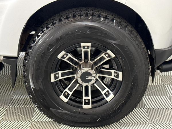 2021-Mahindra-Pik-Up-22-mHawk-S10-4x4-Double-Cab image:5