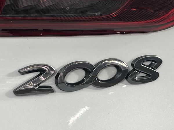 2019-Peugeot-2008-12T-PureTech-GT-Line-Auto image:11