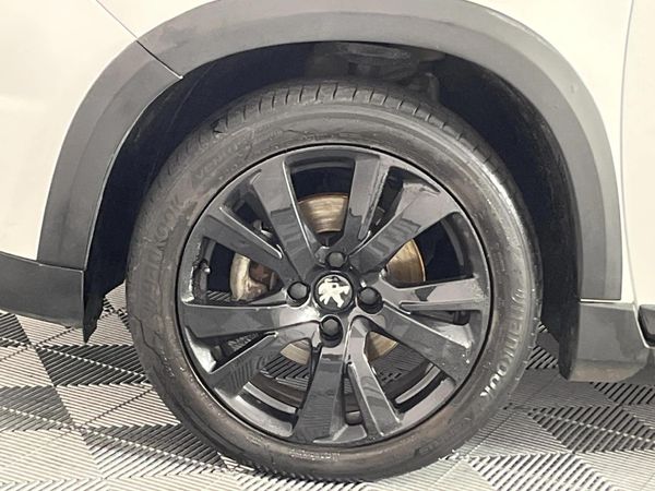 2019-Peugeot-2008-12T-PureTech-GT-Line-Auto image:4