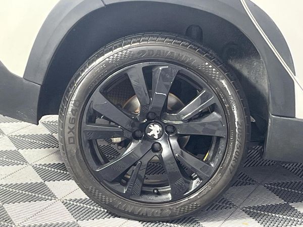 2019-Peugeot-2008-12T-PureTech-GT-Line-Auto image:7