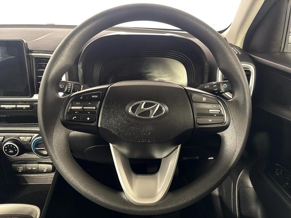 2025-Hyundai-Venue-10-TGDI-Motion image:11