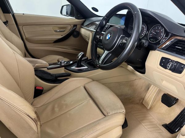 2013-BMW-3-Series-320d-M-Sport-Auto image:9