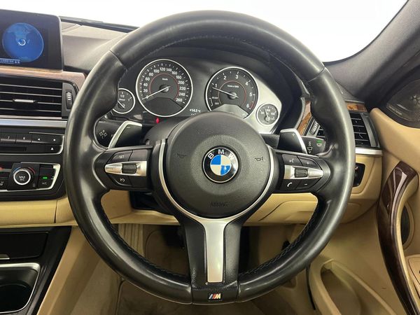 2013-BMW-3-Series-320d-M-Sport-Auto image:12