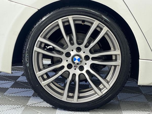2013-BMW-3-Series-320d-M-Sport-Auto image:6