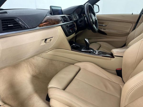 2013-BMW-3-Series-320d-M-Sport-Auto image:8