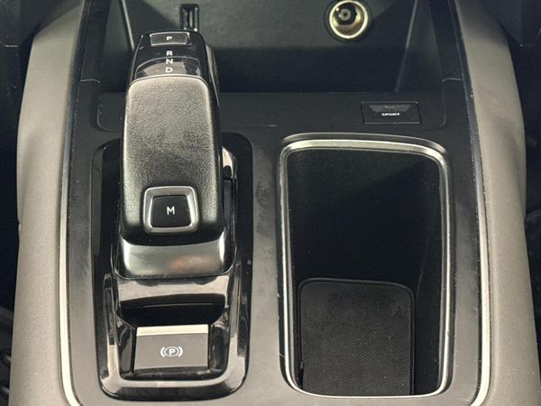 2021-Citroen-C5-Aircross-16-THP-Feel-121kW image:10
