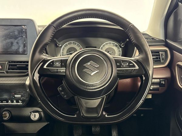 2025-Suzuki-Fronx-15-GL image:12