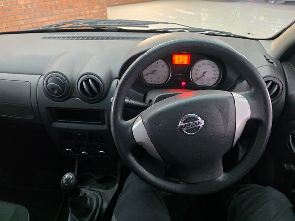 2023-Nissan-NP200-16-AC-Safety-Pack image:5