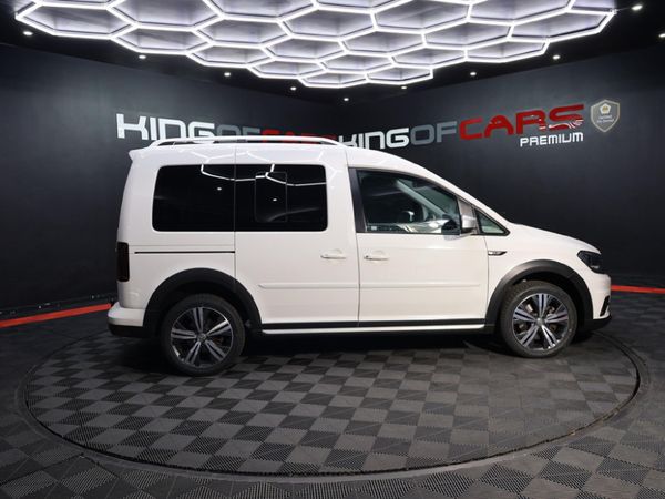 2017-Volkswagen-Caddy-Alltrack-20-TDI-Auto-103kW image:6