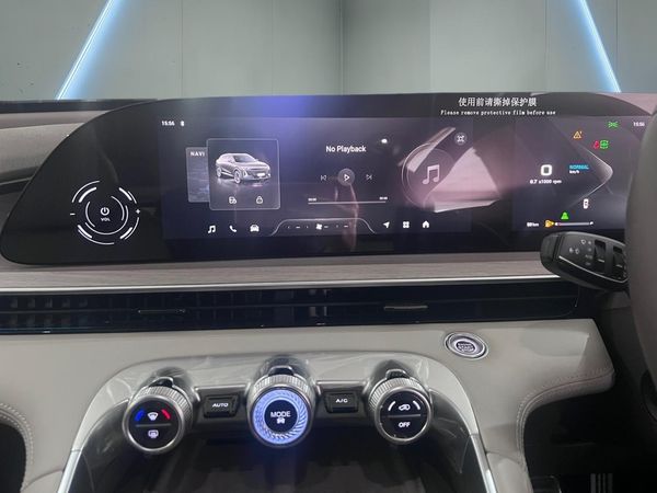 2025-Omoda-C9-20T-Explore-AWD image:9