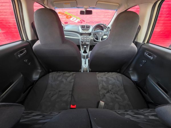 2011-Suzuki-Alto-10-GLS image:6