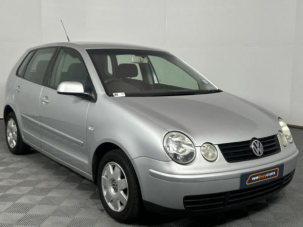 2005-Volkswagen-Polo-16-Comfortline image:15