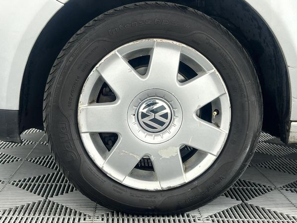 2005-Volkswagen-Polo-16-Comfortline image:4