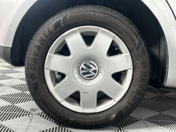 2005-Volkswagen-Polo-16-Comfortline image:7