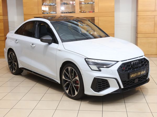 2023-Audi-S3-Sedan-Quattro-Black-Edition image:2
