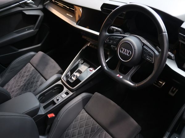 2023-Audi-S3-Sedan-Quattro-Black-Edition image:8