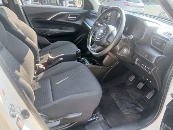 2025-Suzuki-Swift-12-GL image:4