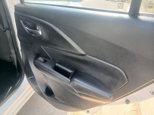 2025-Suzuki-Swift-12-GL image:5