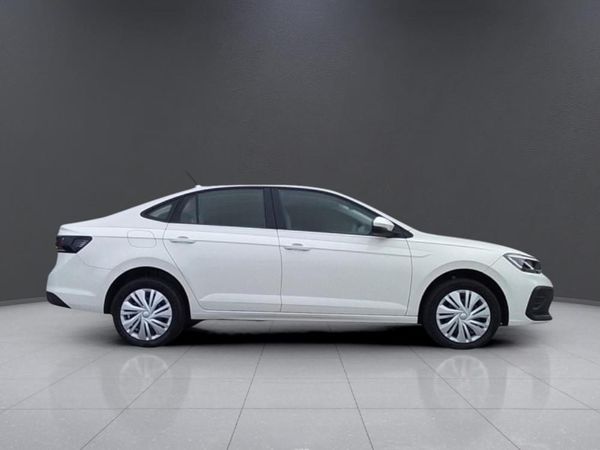 2024-Volkswagen-Polo-16-Classic-Auto image:7