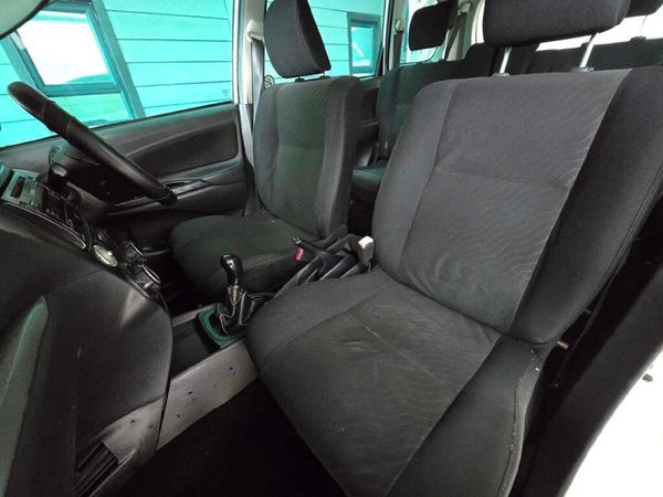 2016-Toyota-Avanza-13-SX image:9