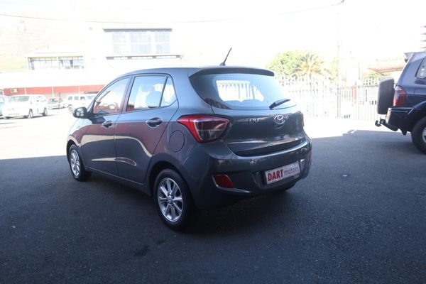 2017-Hyundai-Grand-i10-125-Fluid image:5
