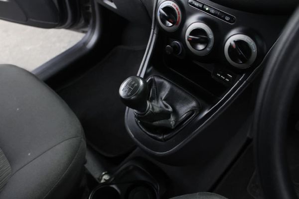 2016-Hyundai-i10-11-GLS-Motion image:16