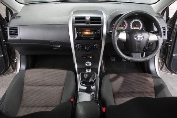 2019-Toyota-Corolla-Quest-16 image:16
