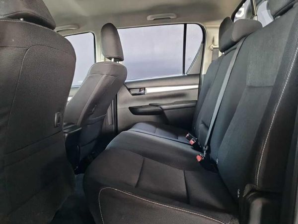 2023-Toyota-Hilux-24-GD-6-Raider-4x4-Auto-Double-Cab image:15