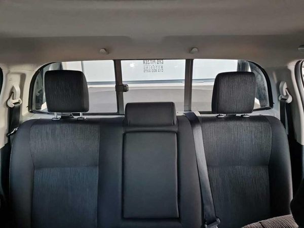 2023-Toyota-Hilux-24-GD-6-Raider-4x4-Auto-Double-Cab image:13