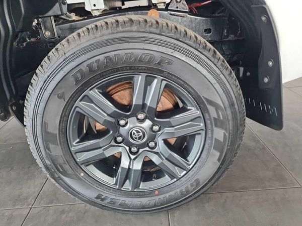 2023-Toyota-Hilux-24-GD-6-Raider-4x4-Auto-Double-Cab image:17