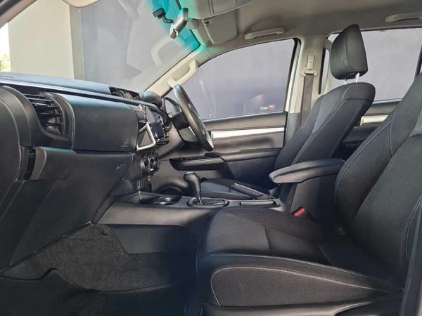 2023-Toyota-Hilux-28-GD-6-Raider-4x4-Auto-Double-Cab image:13