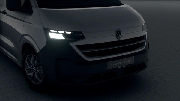 2026-Volkswagen-Transporter-Crew-Bus-20TDI-Auto-4M-125kW-5-Seat image:9