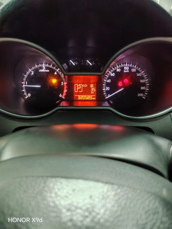 2012-Mazda-BT-50-32-TDi-SLE-4x4-Auto-Double-Cab image:10