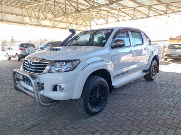 2015-Toyota-Hilux-30-D-4D-Legend-45-4x4-Auto-Double-Cab image:6