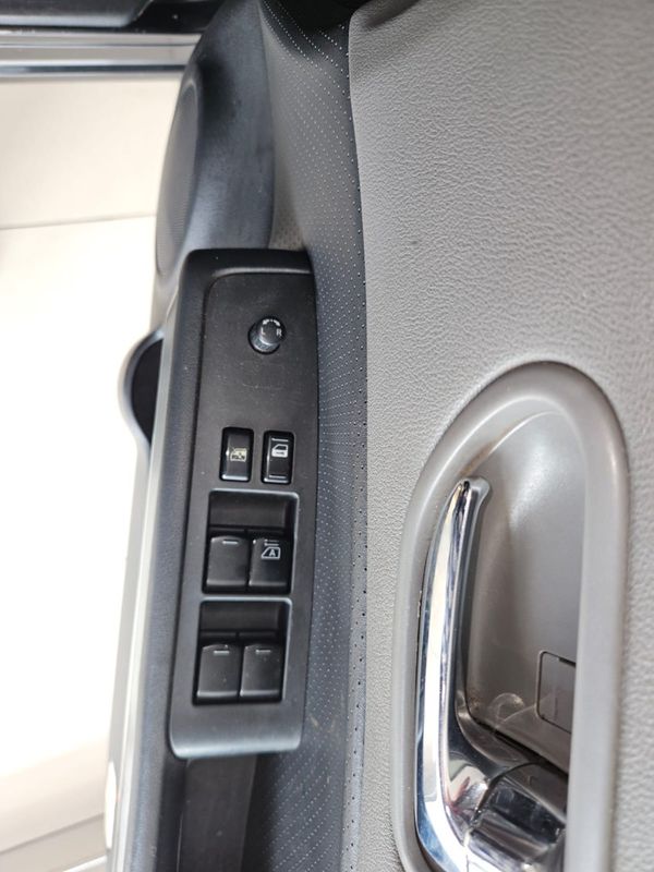 2009-Nissan-X-Trail-25-SE-4x4 image:14