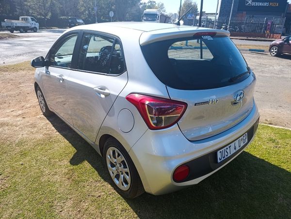 2018-Hyundai-Grand-i10-10-Motion image:8