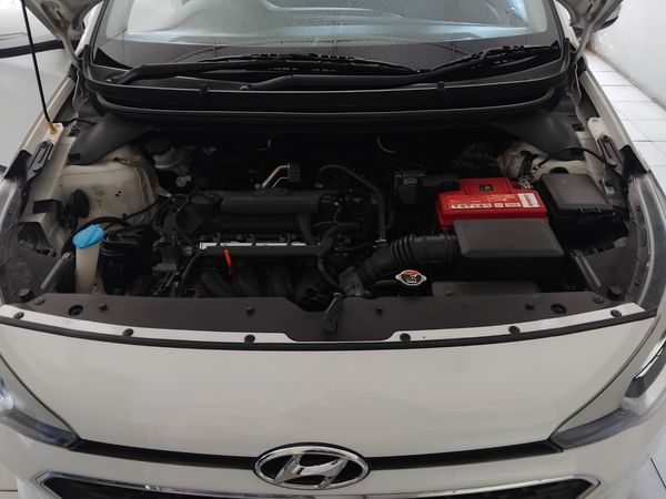2016-Hyundai-i20-14-N-Series image:17