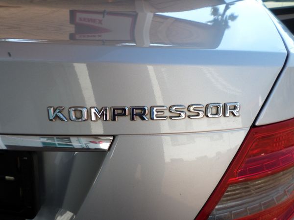 2007-Mercedes-Benz-C-Class-C-200K-Avantgarde-Auto image:23