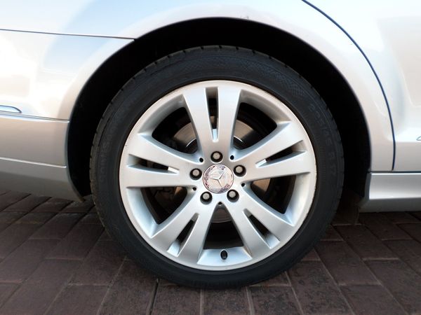 2007-Mercedes-Benz-C-Class-C-200K-Avantgarde-Auto image:24
