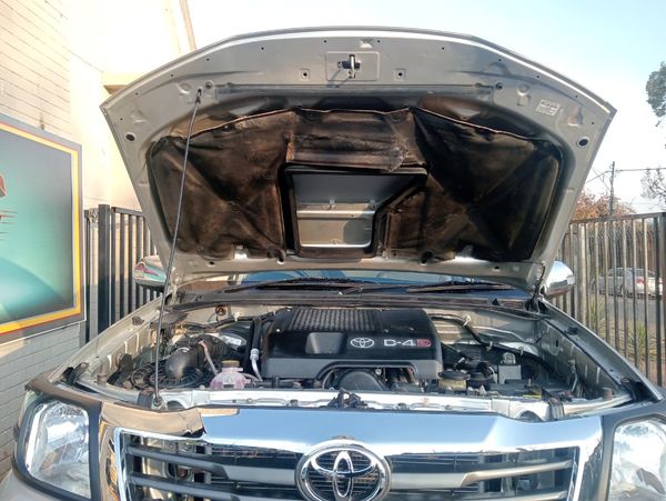 2011-Toyota-Hilux-30-D-4D-Raider-4x4-Double-Cab image:12