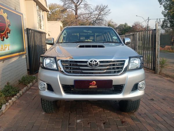 2011-Toyota-Hilux-30-D-4D-Raider-4x4-Double-Cab image:1