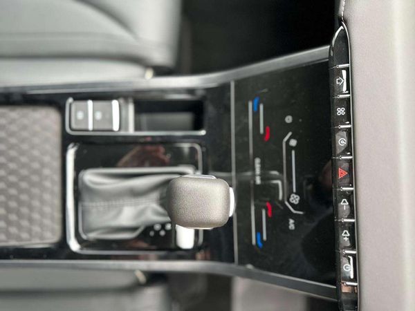 2026-Chery-Tiggo-Cross-15-Lit-CVT-Auto image:14