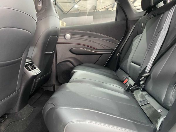 2026-Omoda-C7-16T-Luxury image:8