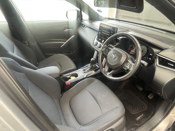 2022-Toyota-Corolla-Cross-18-XI image:12
