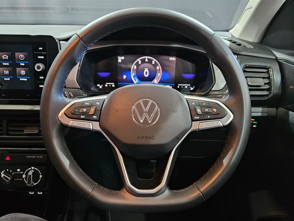 2025-Volkswagen-T-Cross-10-TSI-Life-Auto image:15