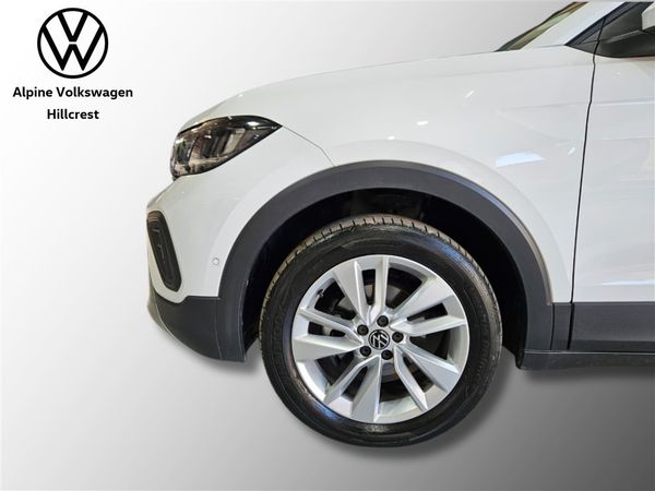 2025-Volkswagen-T-Cross-10-TSI-Life-Auto image:2