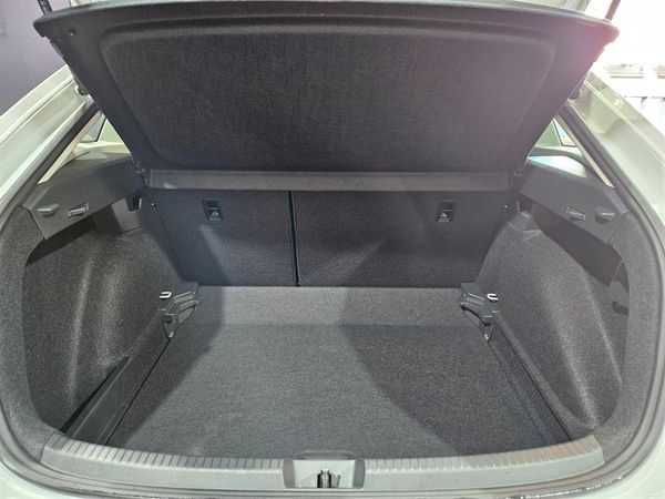 2025-Volkswagen-Taigo-10-TSI-Life-Auto image:6